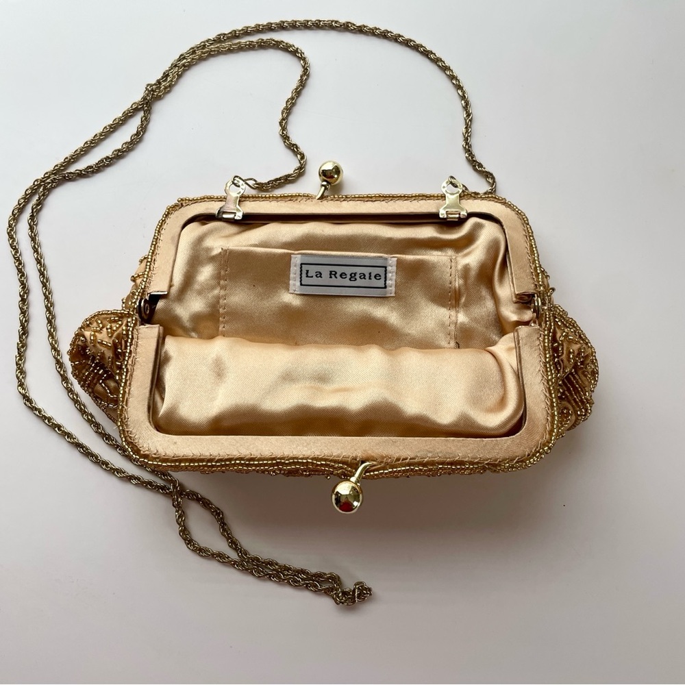 Elegant Gold Vintage Beaded Clutch - Picture 4 of 4